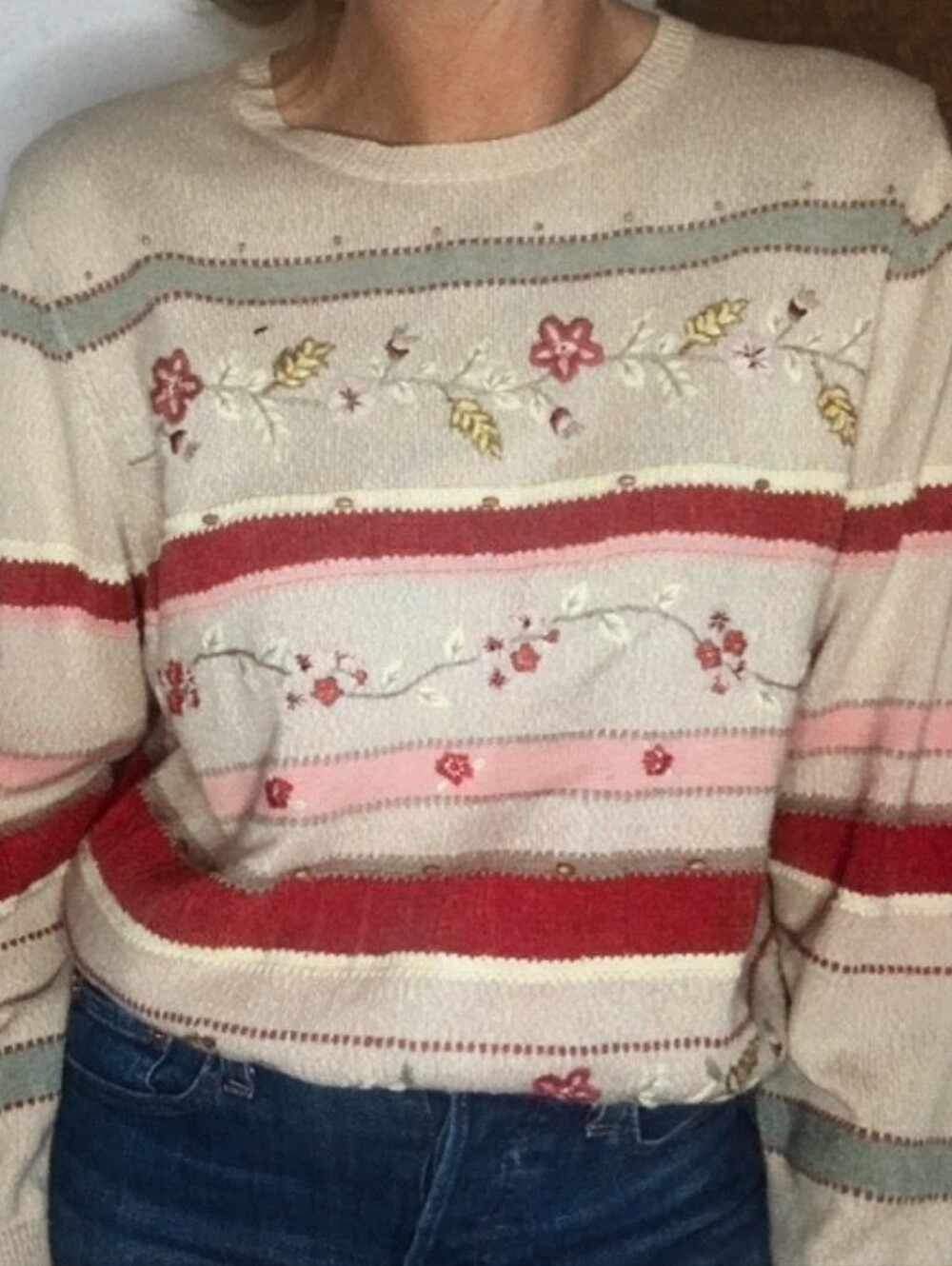 🌺VTG beaded embroidered floral sweater
